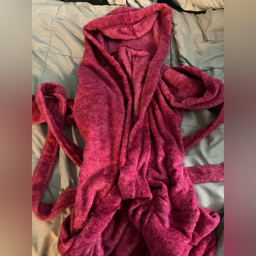 Ulta size s hot pink robe